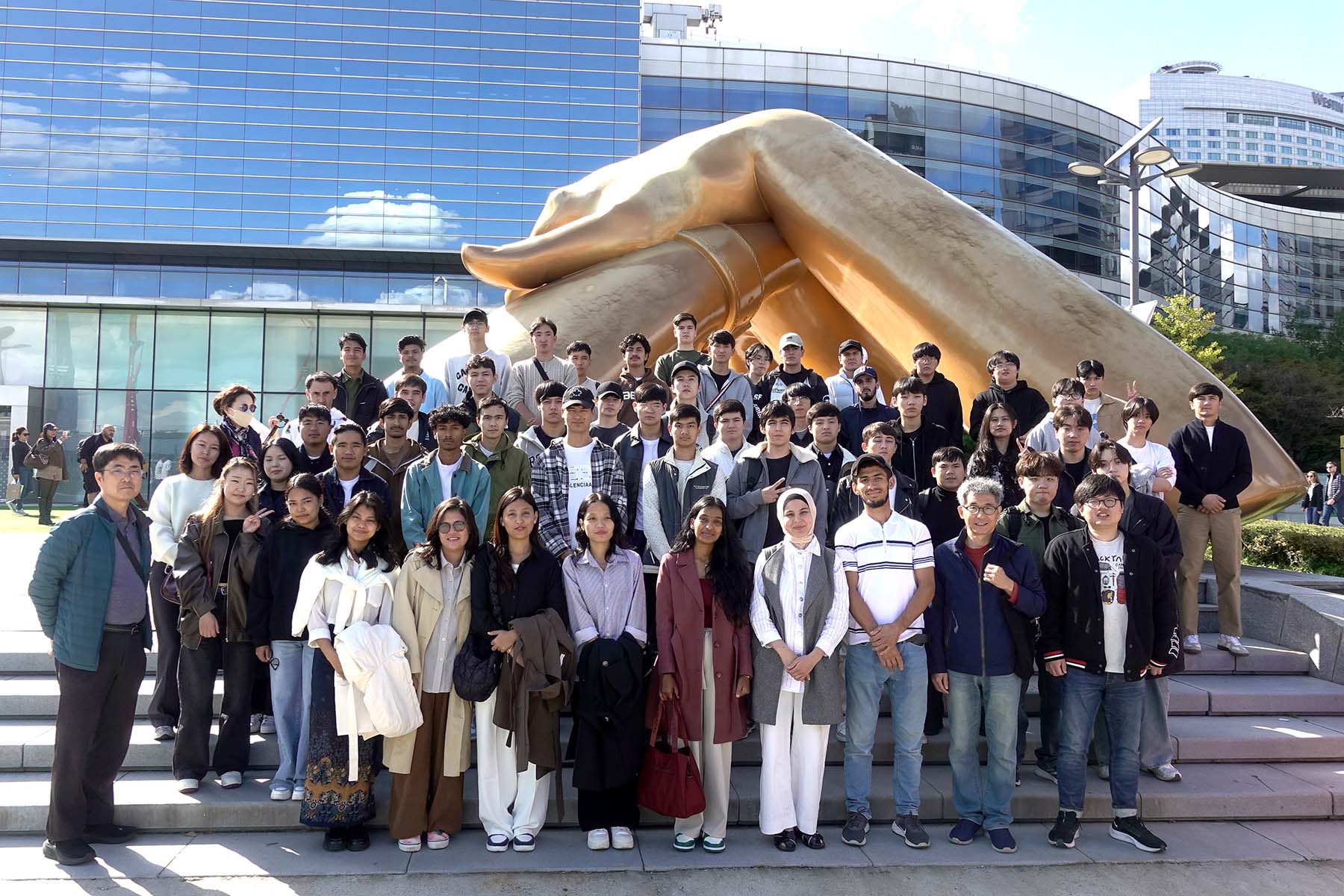 게시물의 4번째 이미지 - 하단 참조