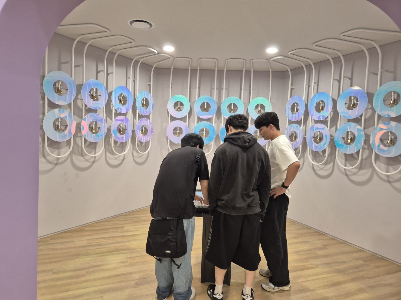 게시물의 5번째 이미지 - 하단 참조